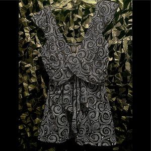 90s Drapey Black & White Paisley Polka Dot Dressy Top